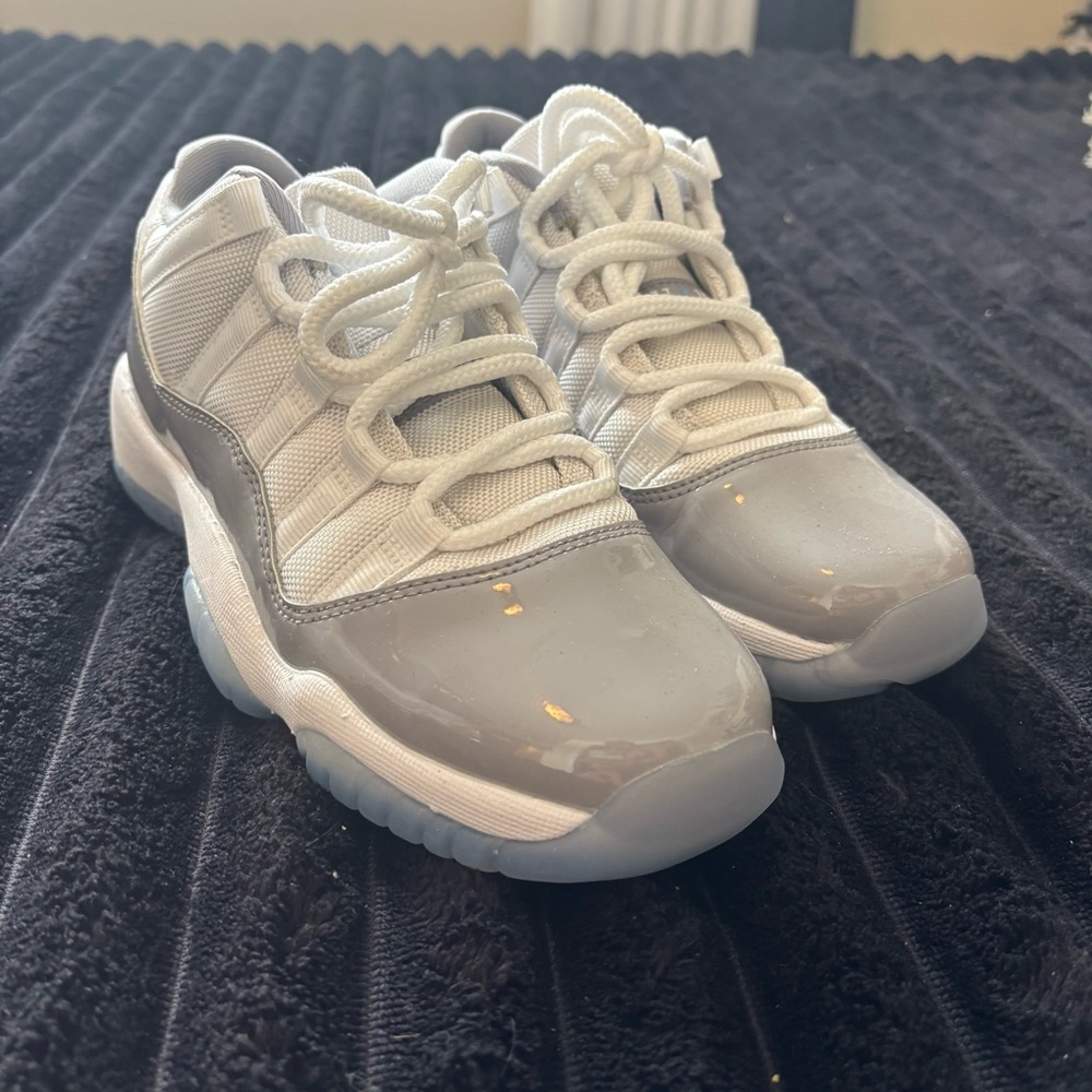 Jordan Women's White and Gray Sneakers